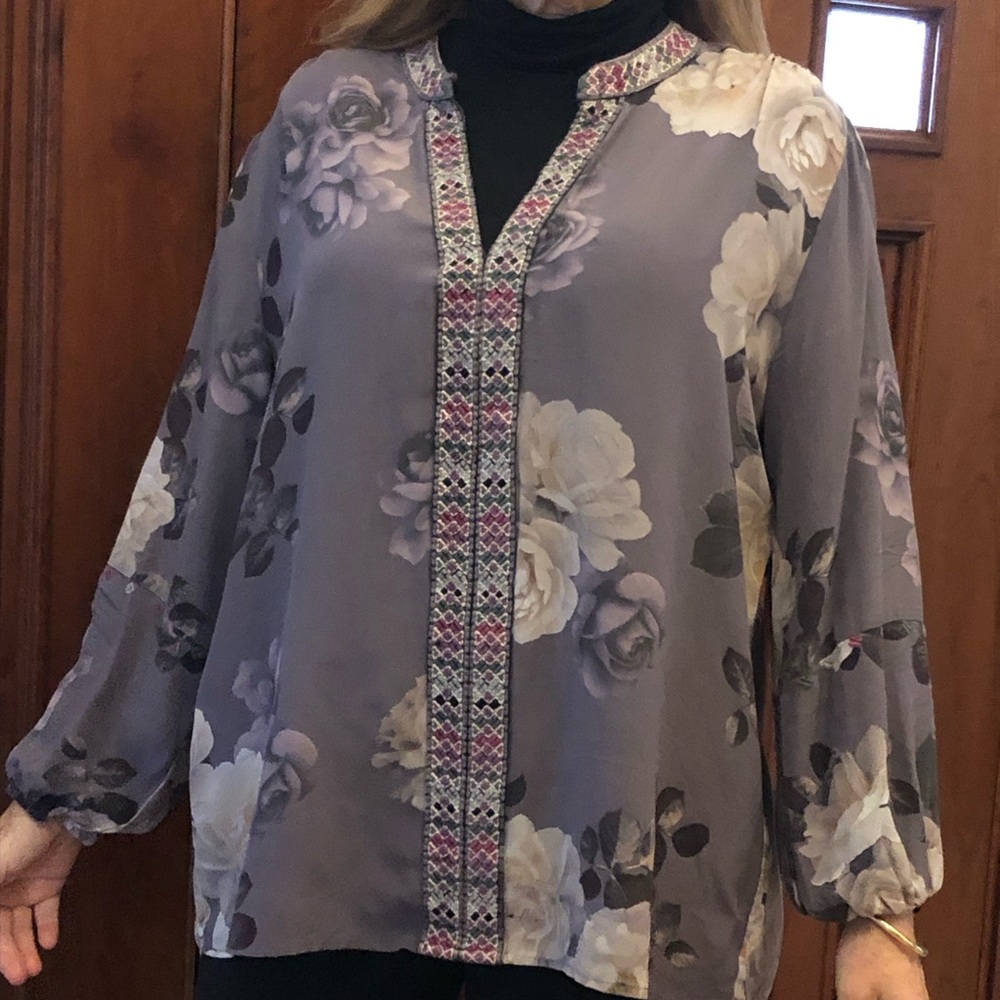 Elegant Grey floral Johnny Was. It is a 100%silk blouse size medium